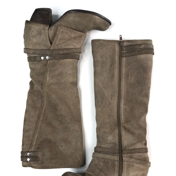 Boots - Picture 2 of 2